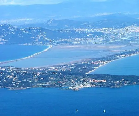 Studio 4 Personnes Proche Commerces 74978 Apartamento Hyères